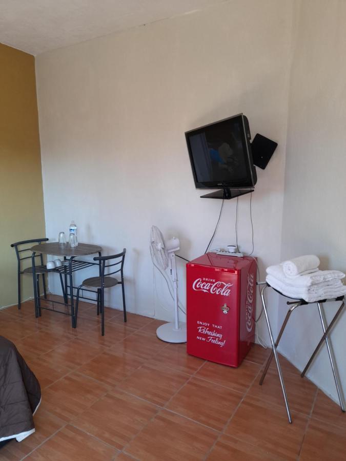 Suite amplia privada a 8 min del centro Aguascalientes Exterior foto