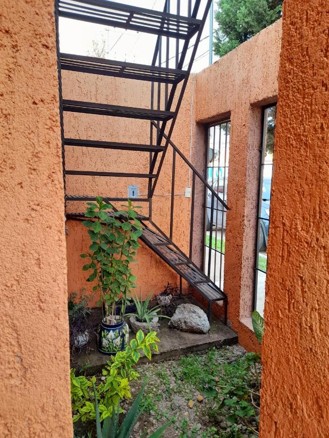 Suite amplia privada a 8 min del centro Aguascalientes Exterior foto