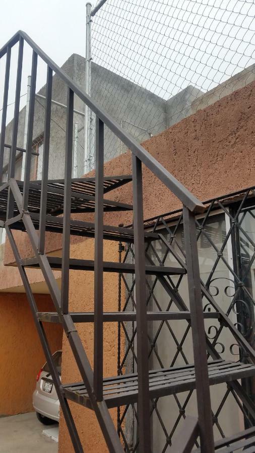 Suite amplia privada a 8 min del centro Aguascalientes Exterior foto