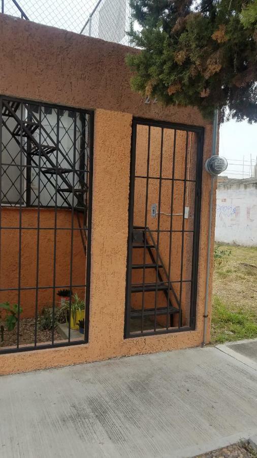 Suite amplia privada a 8 min del centro Aguascalientes Exterior foto